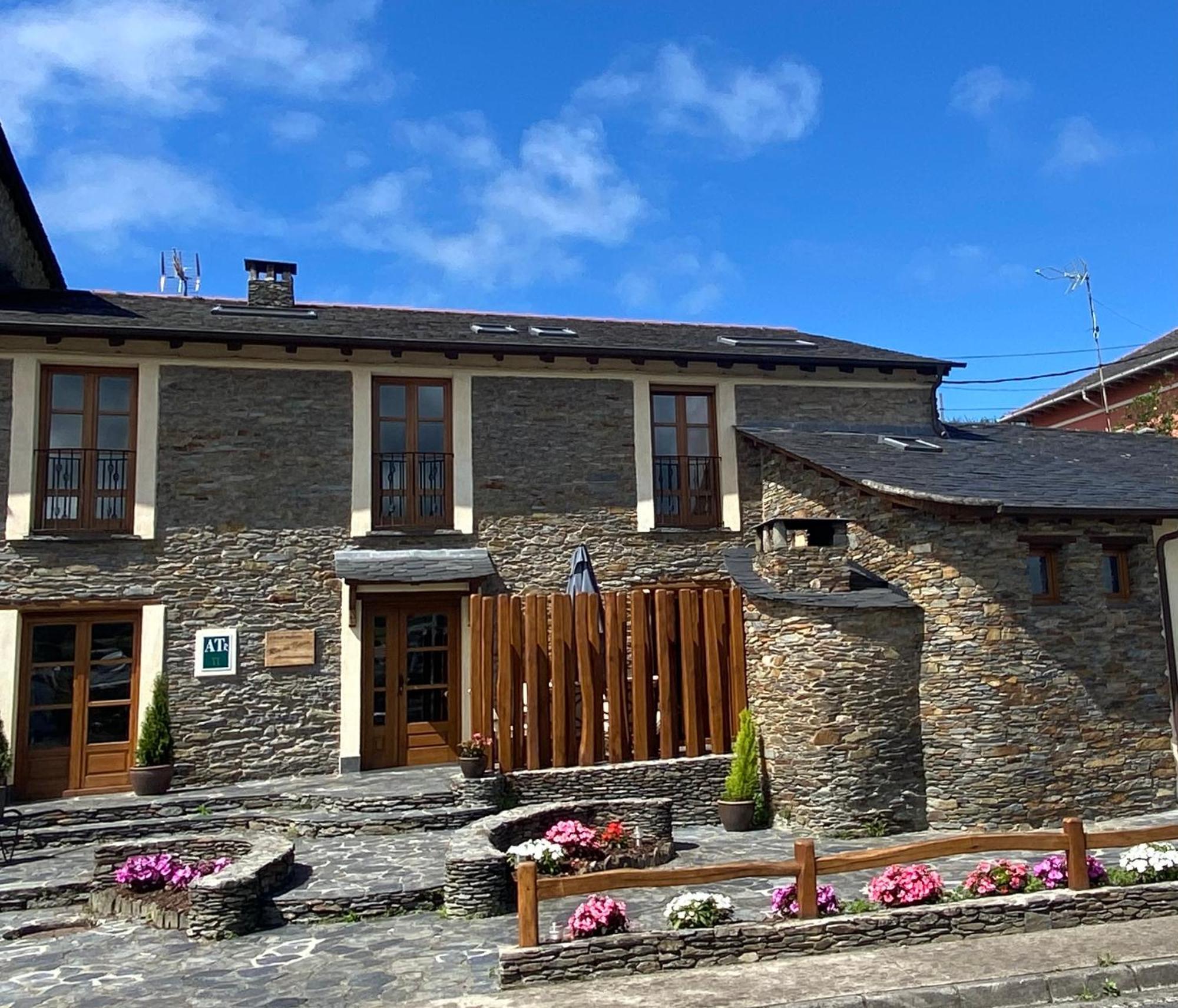 Casa Ria De Navia Pensionat Exteriör bild
